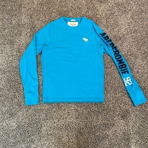 Men’s Abercrombie & Fitch Long Sleeve Teal Muscle Fit T-Shirt- Size Medium!